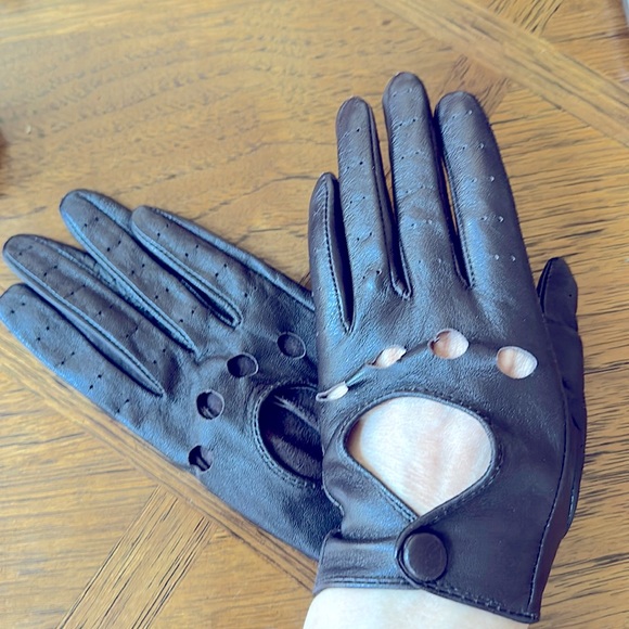 Saac Mizrahi Vintage Soft Black Leather Woman's  leather Racing Gloves - Picture 1 of 4